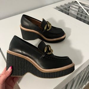 Dolce Vita Black & Gold Clogs Size 7.5